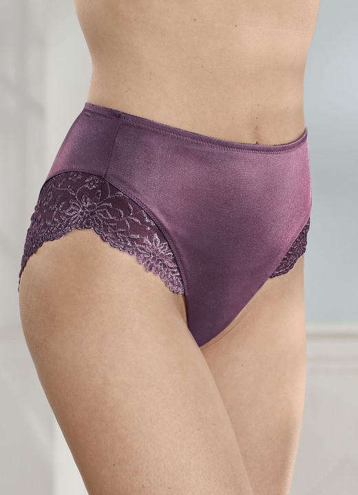 Slips - Triumph-Ladyform Soft Miederslip, in Größe 038 bis 048, in Farbe AUBERGINE Ansicht 1