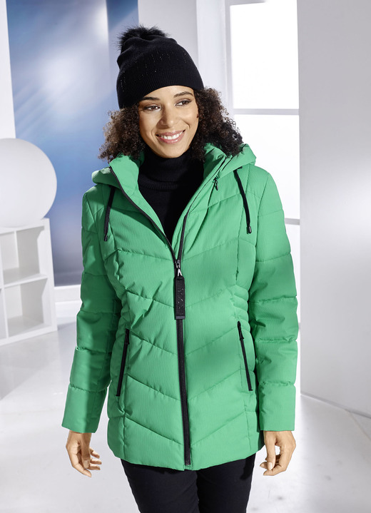 Winterjacken - Jacke mit Reißverschlussleiste, in Größe 034 bis 052, in Farbe OPALGRÜN Ansicht 1